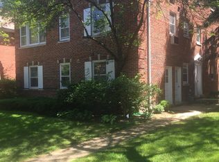 2602 Central St #3, Evanston, IL 60201