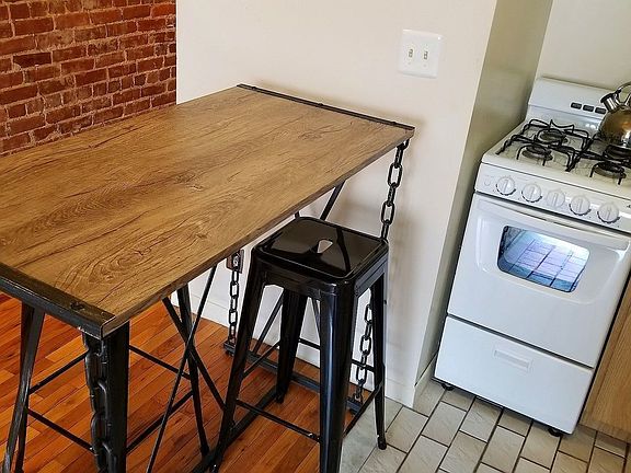 5th image of 309 Columbus Ave APT 5D