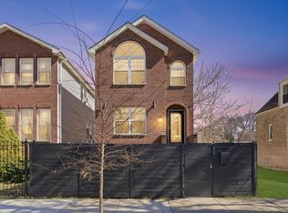 1029 N Avers Ave, Chicago, IL 60651
