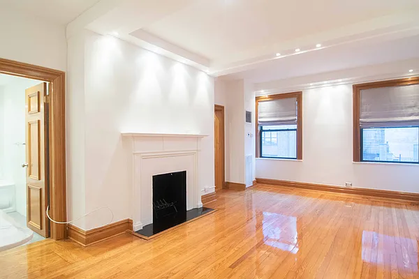 Rented by WAM Partners - William Moses Co. | media 62