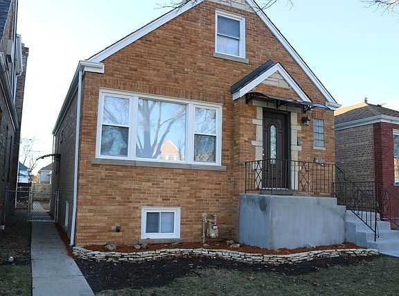 2nd image of 4116 N McVicker Ave