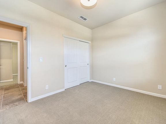 3rd image of 4455 Bonneville Cir