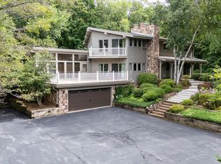 4427 Foxboro Ct, Slinger, WI 53086