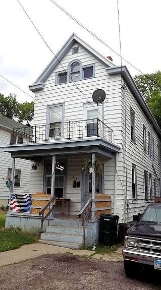 1st image of 954 Fairbanks Ave
