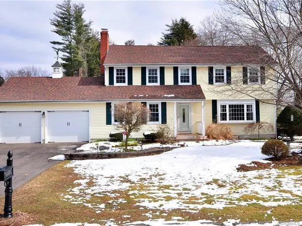 24 Cornfield Road, Windsor, CT 06095