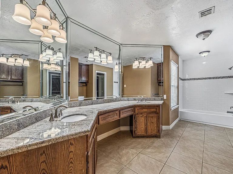 11510 Pagoda Dr — Photo 13
