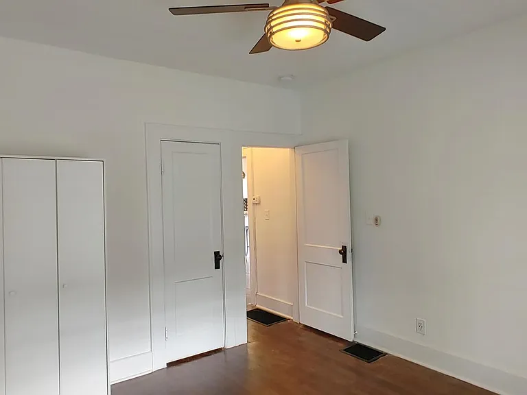 2123 Lyndon Ave — Photo 17
