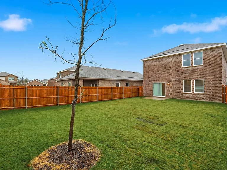 2106 Meadow Park Dr — Photo 37