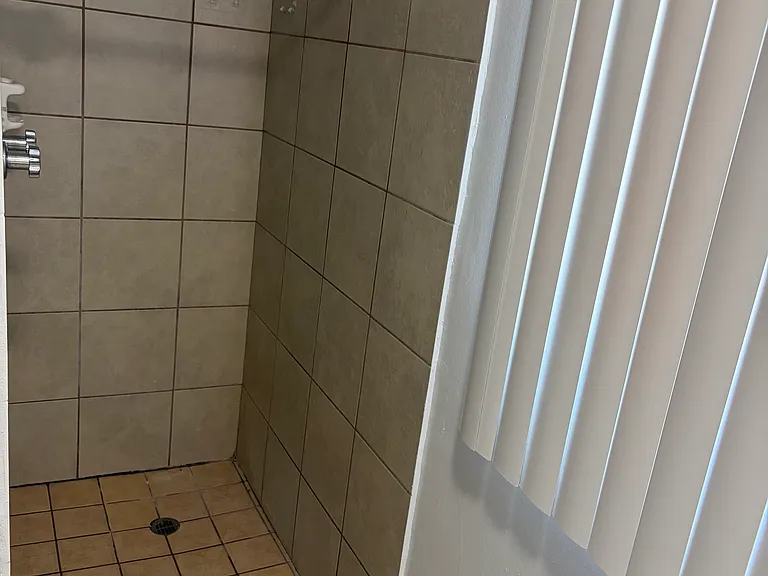 157 N Allen Ave #5 — Photo 6