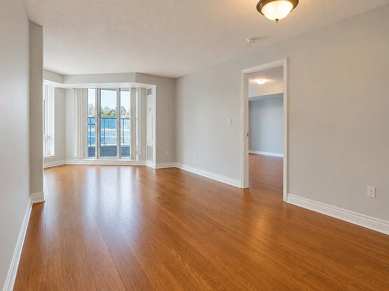 33 Cox Blvd #337 — Photo 4