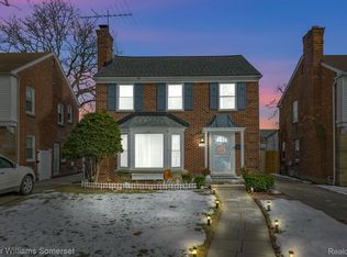 16850 Avon Ave, Detroit, MI 48219