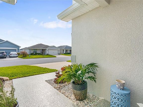 4th image of 956 ARUBA AVENUE