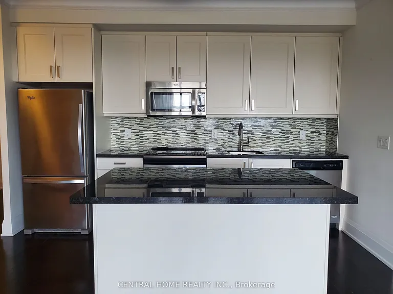 1 Old Mill Dr #825 — Photo 12