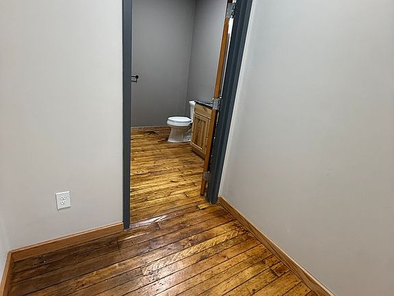 4th image of 70 Webster St #304