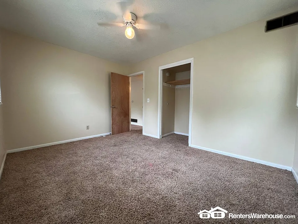 303 S Madison St #12