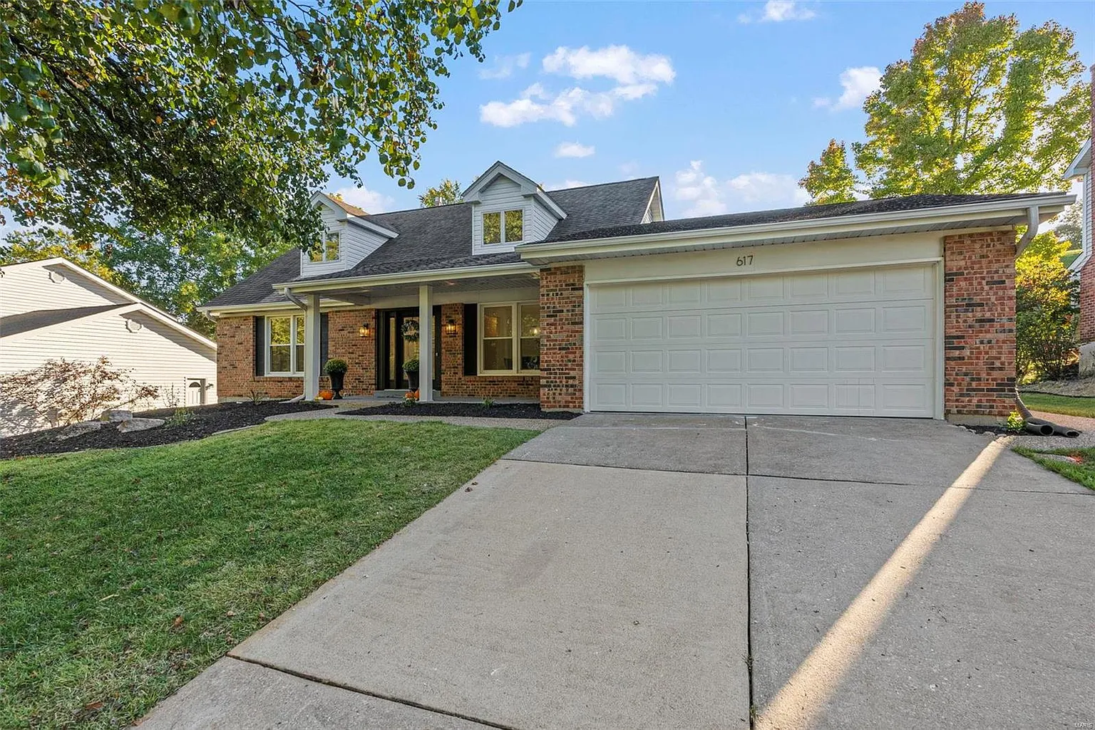 617 Waterford Ridge Ct photo 1