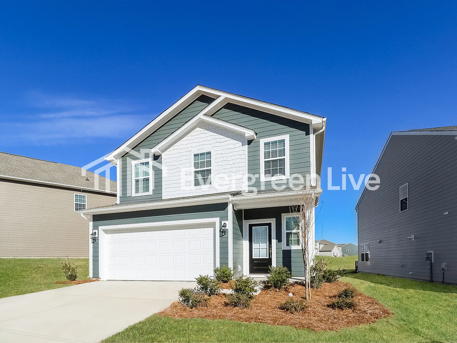 4 bed, 3.0 bath, 2170 sqft, $2,420 — Photo 2