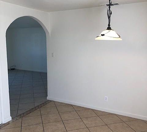 3rd image of 13605 Fair Oaks Blvd