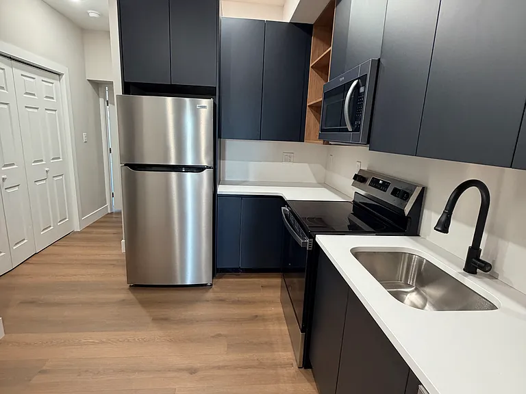 1015 N 45th St #1 — Photo 7