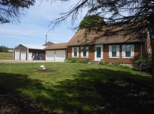 4619 8th St, Caledonia, MI 49316