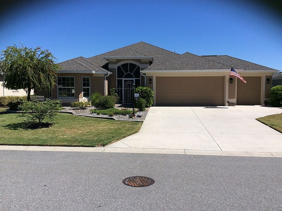 1067 Allaire Loop