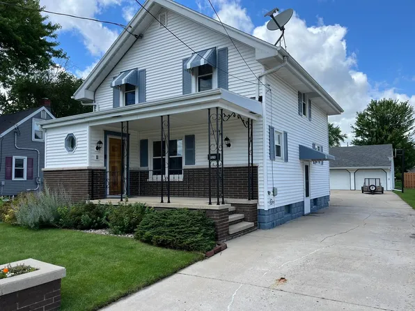 524 W McKinley Ave, Little Chute, WI 54140