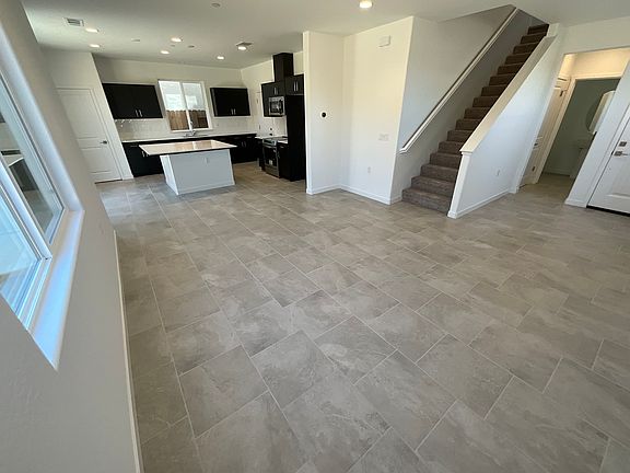 4th image of 11196 N La Brisa Dr