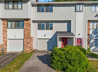 1010 Ryeland Ct, Bridgeville, PA 15017