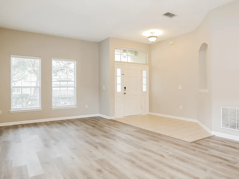 3917 Leatherwood Dr — Photo 8