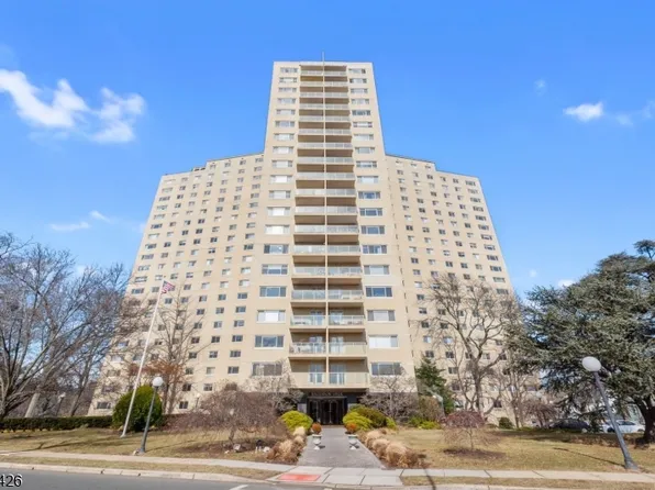 377 S Harrison St #9G, East Orange City, NJ 07018