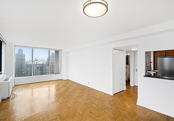 3rd image of 343 E 74th St APT 21C