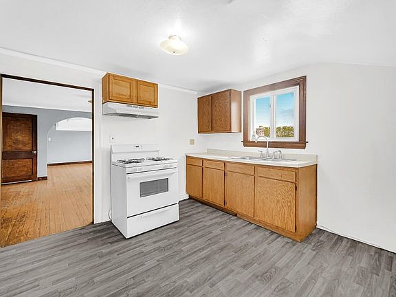 5th image of 650 119th St #2