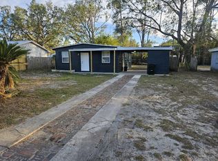 703 W Veterans Dr, Perry, FL 32347