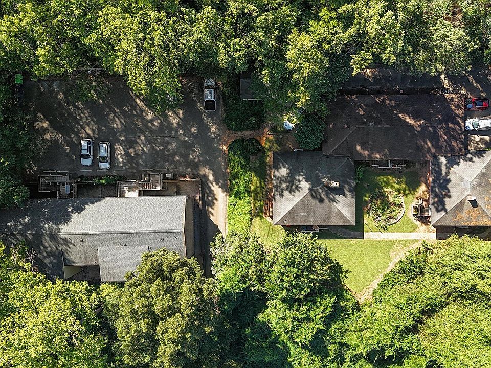 1st image of 3021-3035 Medlin Dr