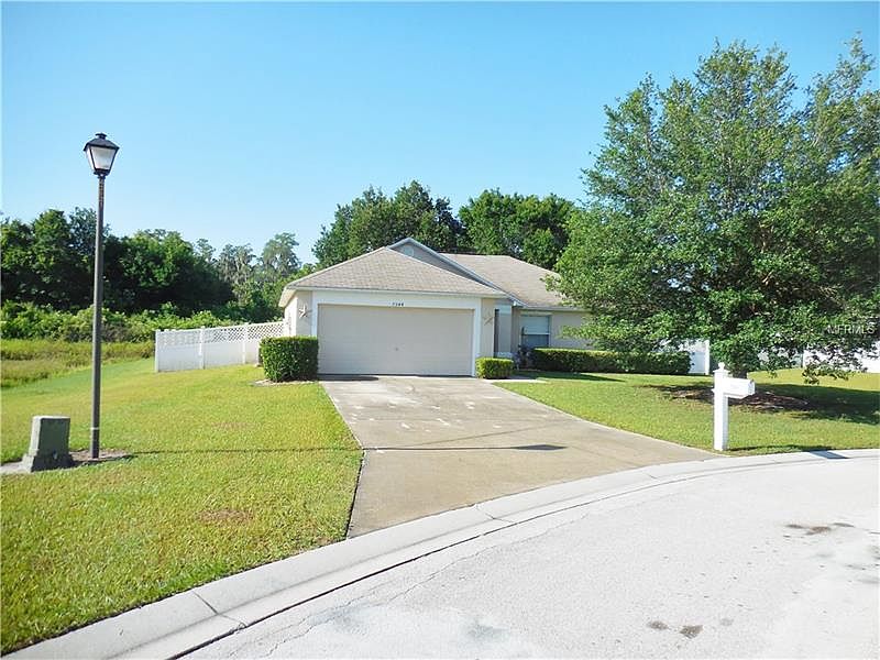1st image of 7944 Oak Run Cir