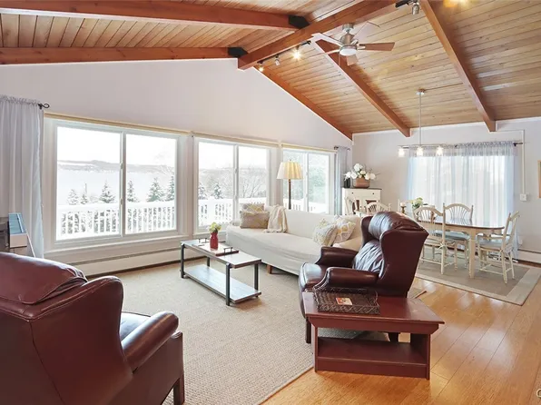 2125 Terrace Ln S, Skaneateles, NY 13152