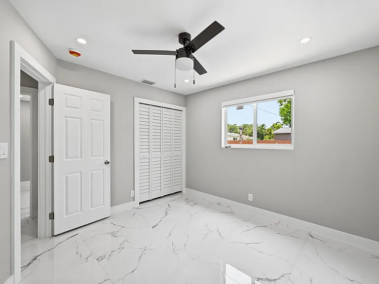 4380 NW 59th Ct — Photo 11