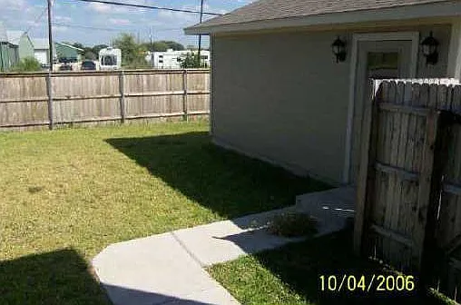 2739 Fairview Dr — Photo 15