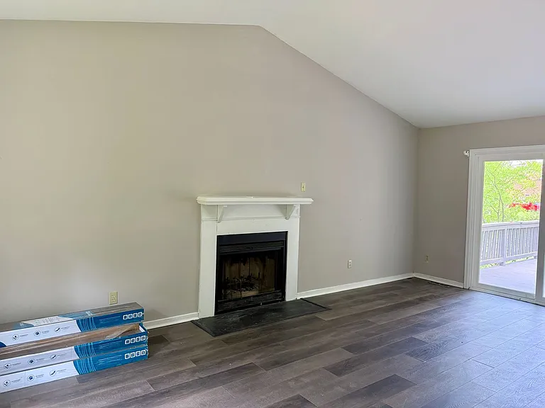 2705 Lawland Dr — Photo 4