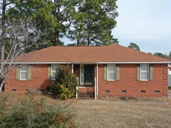 141 Yardley Farms Dr, West Columbia, SC 29170