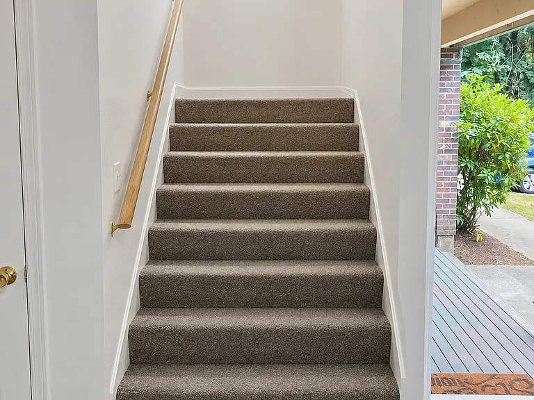 1179 NE Nittney Ln — Photo 8
