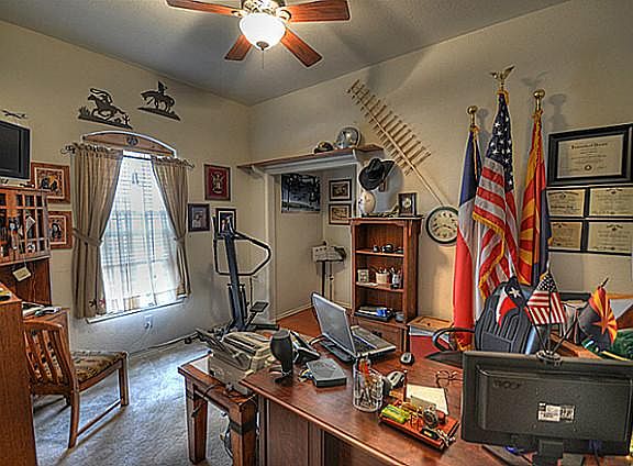 4th image of 306 Dartmoor Dr