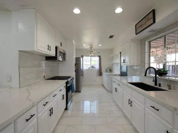 168 E Stuart Ave, Fresno, CA 93710