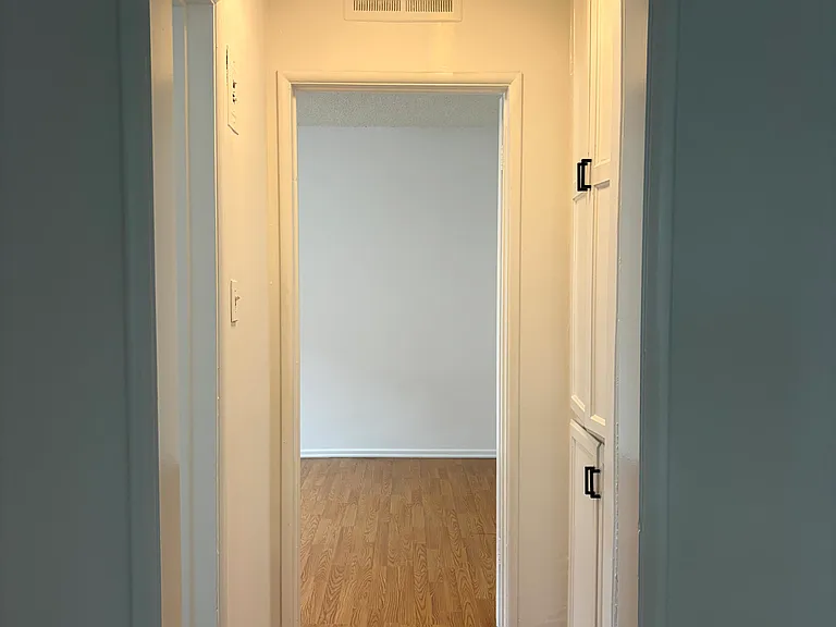 1173 N Curson Ave #1 — Photo 5