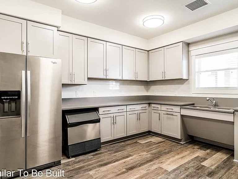 Harbor Village Apartments — Photo 5