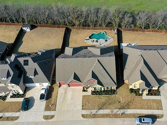 3rd image of 4105 Stableglen Dr