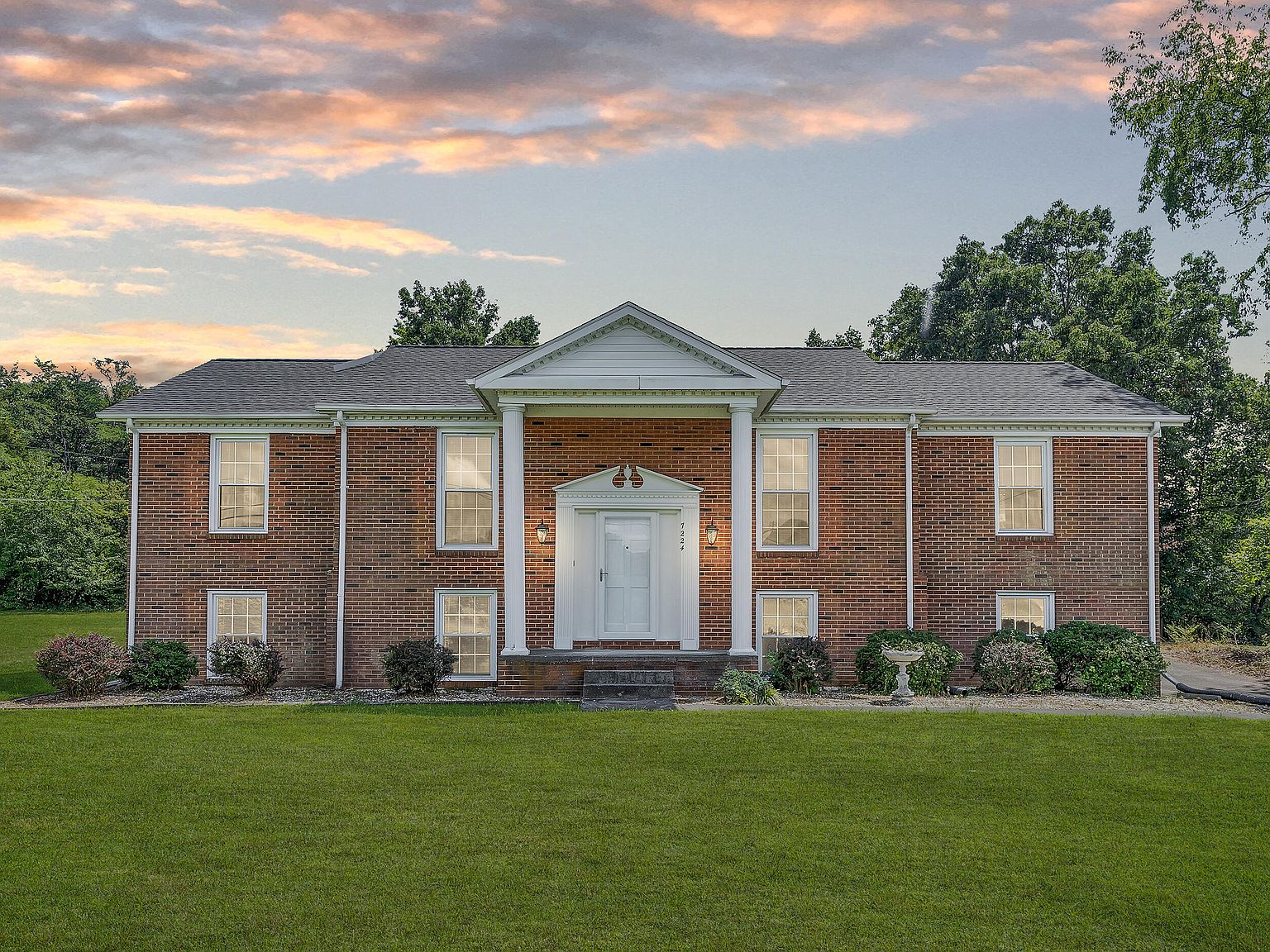 7224 Wood Haven Rd, Roanoke, VA 24019 Zillow