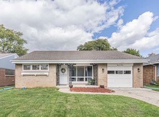 1104 W Central Rd, Mount Prospect, IL 60056