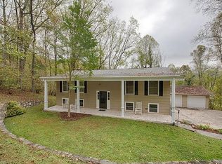52 Mountain View Dr, Waynesville, NC 28786