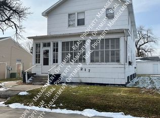 217 5th St S #1, Breckenridge, MN 56520